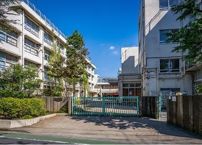 練馬区立上石神井小学校