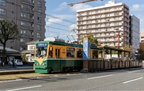 市電「鴨池」電停