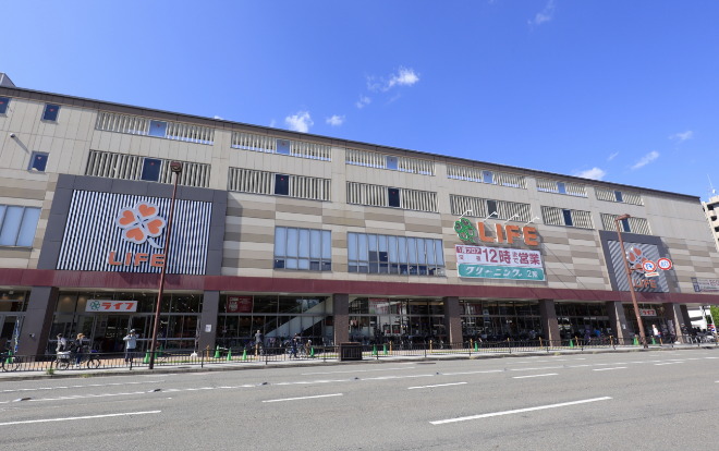 ライフ 二条駅前店