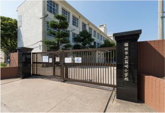 箱崎小学校