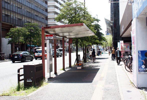 西鉄バス「東大橋」バス停