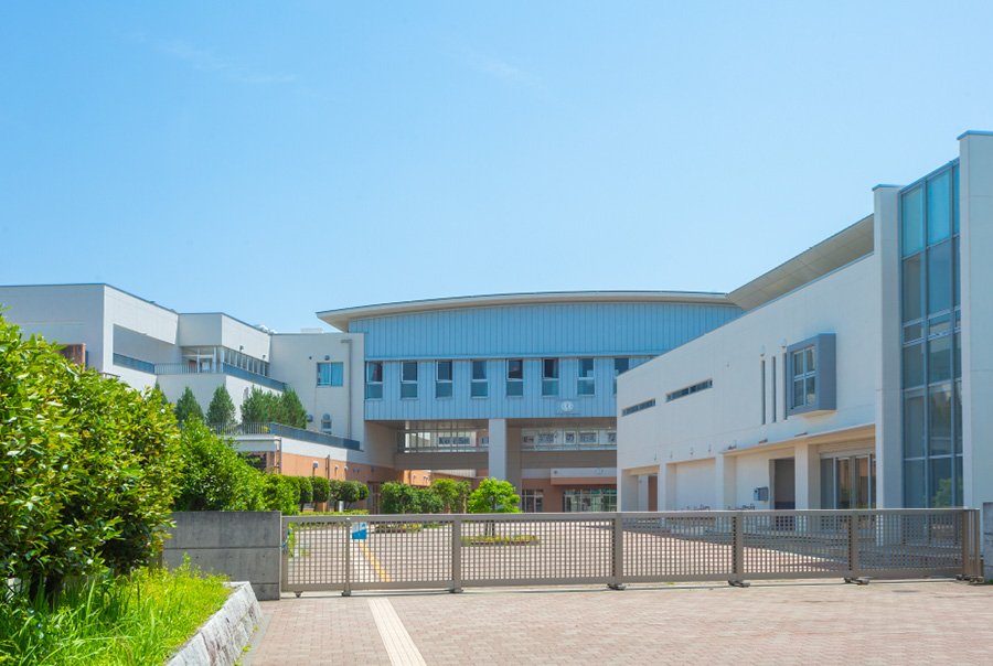 市立六会中学校