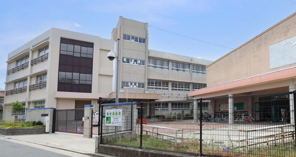 市立榎小学校