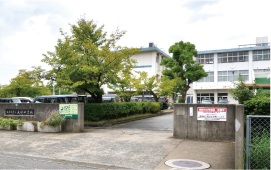 大野城市立大利中学校