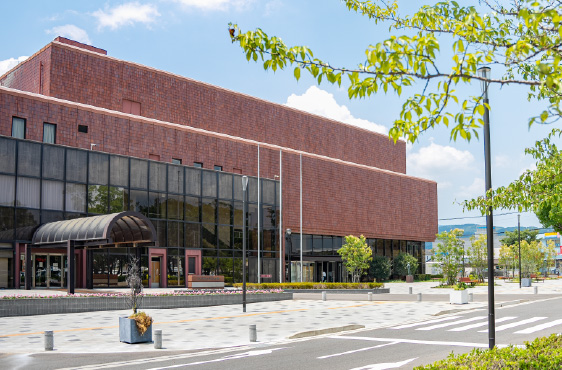 鳥栖市民文化会館