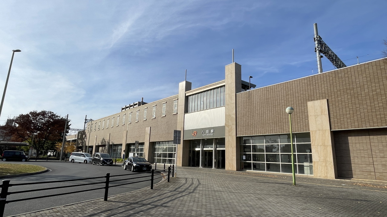 JR関西本線「八田」駅（地上入口）
