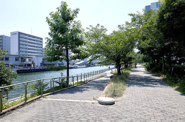 大阪ドーム南公園