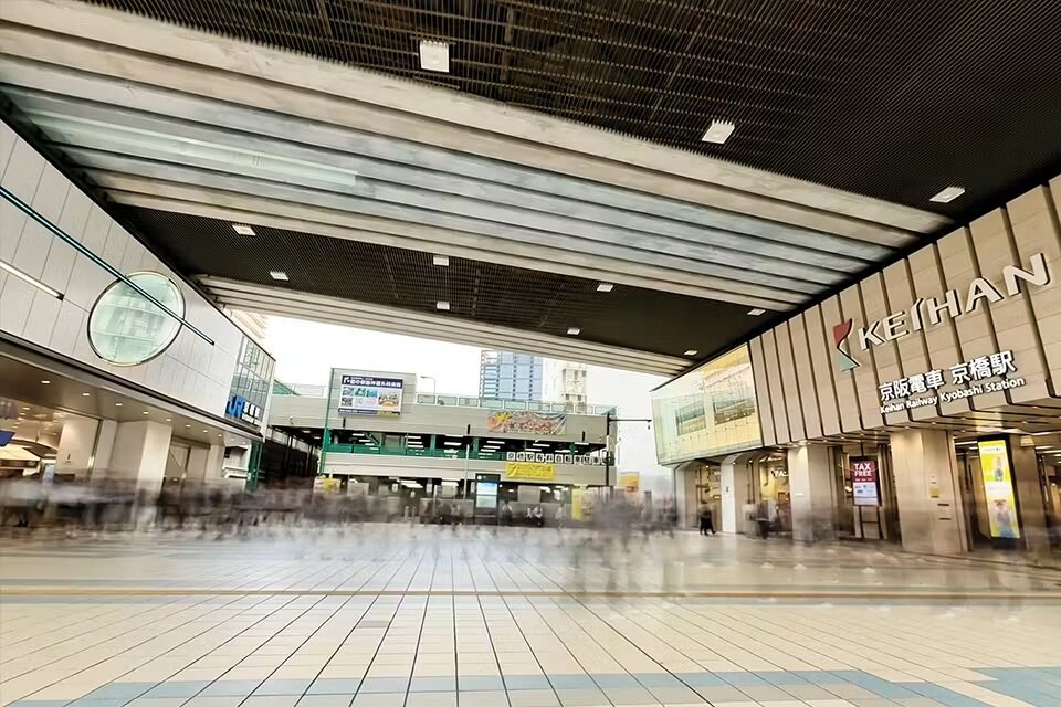 京橋駅前広場