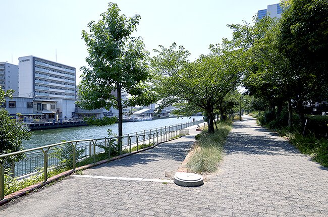 大阪ドーム南公園