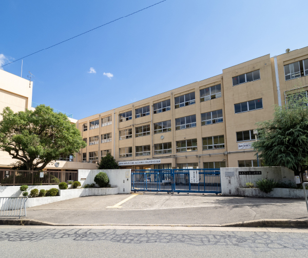 島本町立第二中学校