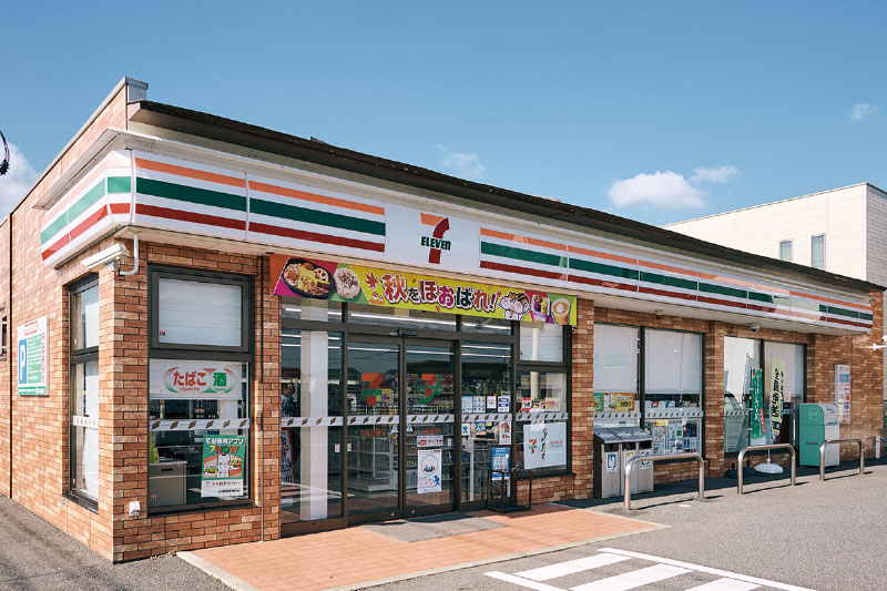 セブン-イレブン小倉くさみ店