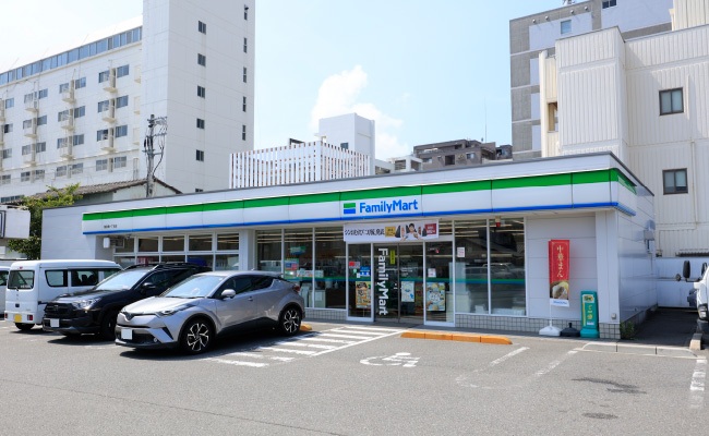 ファミリーマート 富田橋一丁目店