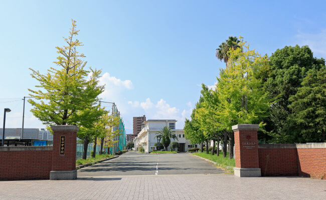 徳島市富田中学校