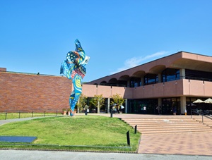 福岡市美術館