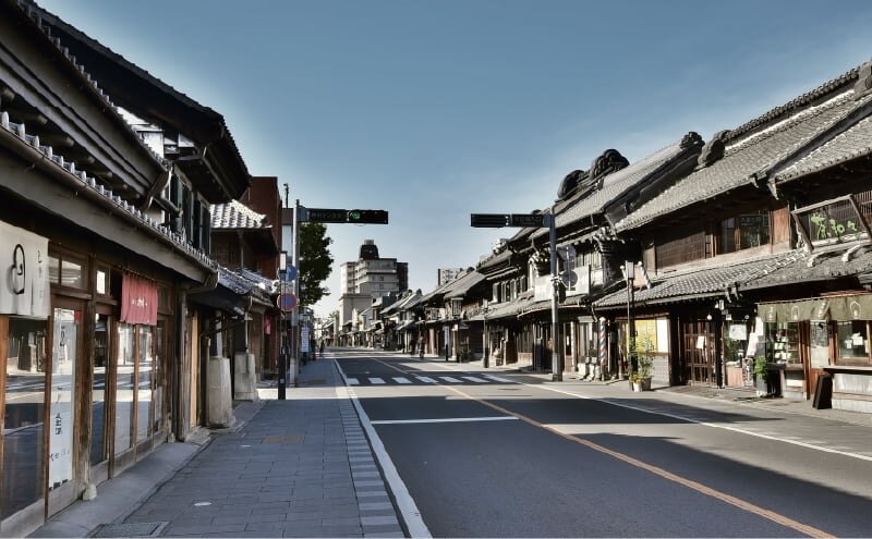 川越一番街商店街 (蔵造りの町並み)