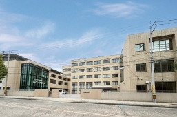 慶進中学校高等学校