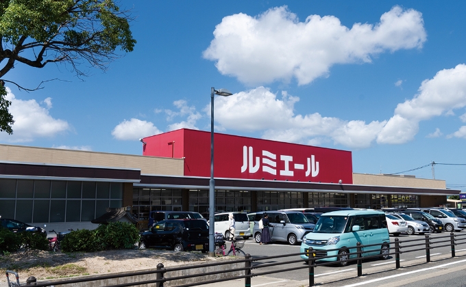 ルミエール志免店