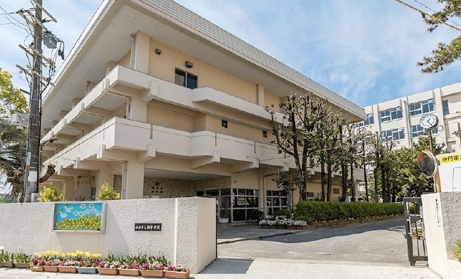 伊丹市立南中学校