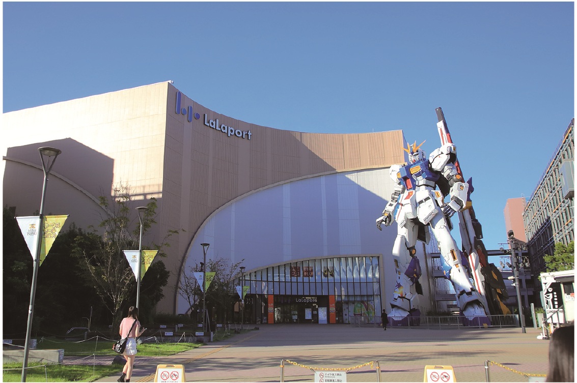 三井ショッピングパーク
ららぽーと福岡