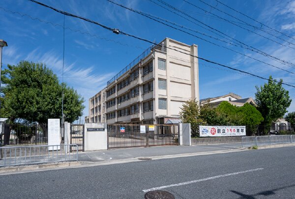 市立 二島小学校