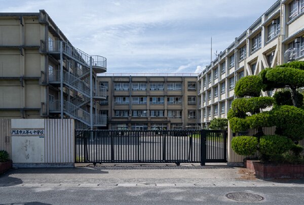 市立 第七中学校