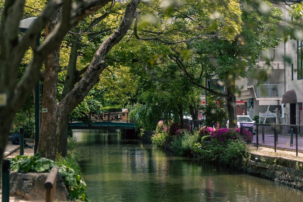 西川緑道公園