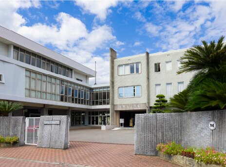 賢明女子学院中学校・高等学校