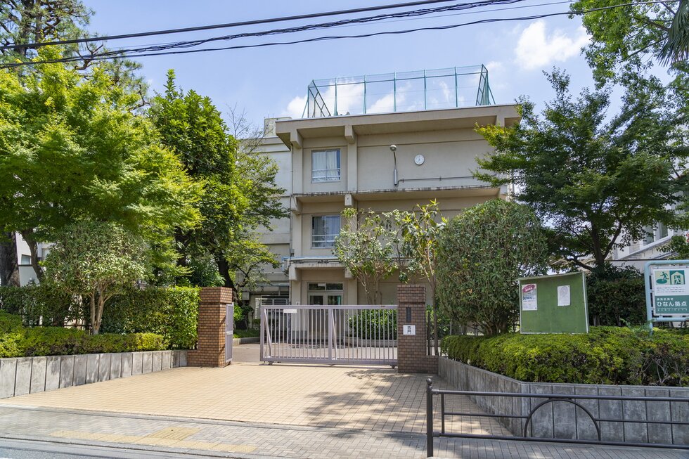 区立 中村中学校