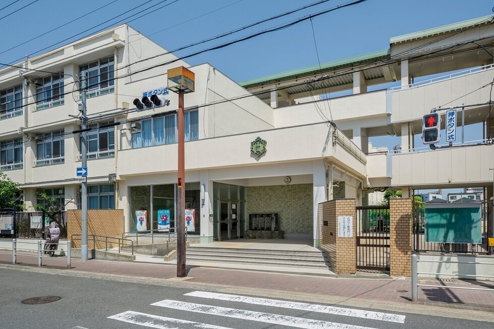 高倉小学校