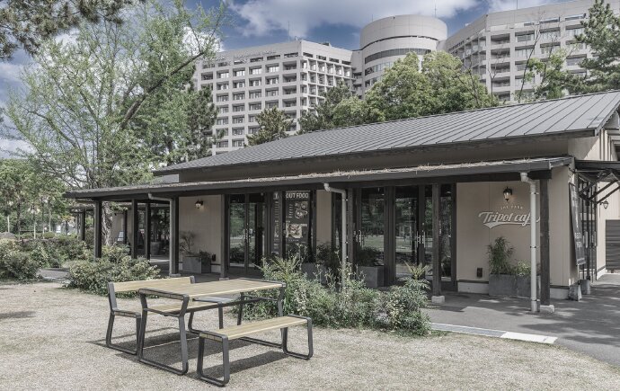 Tripot cafe the PARK Tsurumai（ツルマガーデンarea2）