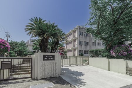 市立伊勢山中学校