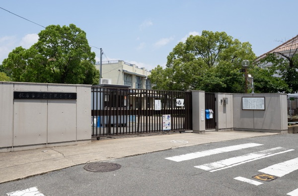枚方市立樟葉北小学校