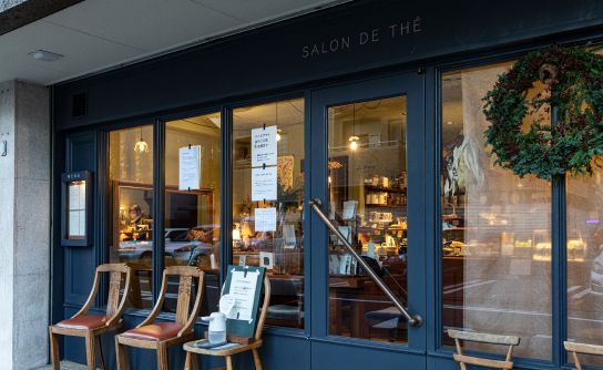 サロン ド テ ルルー