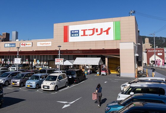 エブリイ楠木店