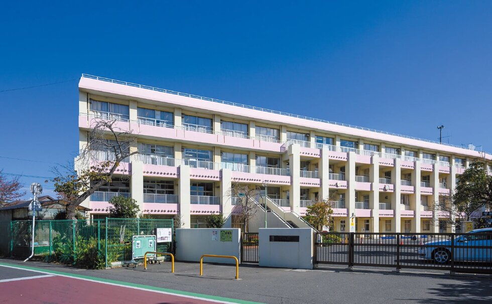 夏見台小学校【教育委員会指定研究奨励校】
(夏見台放課後ルーム有)