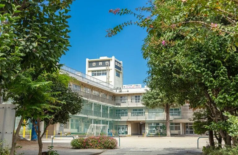 市川市立市川小学校