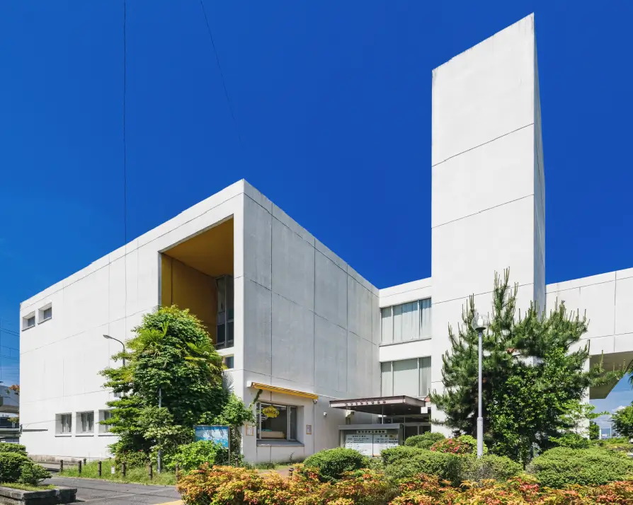 四日市市立図書館