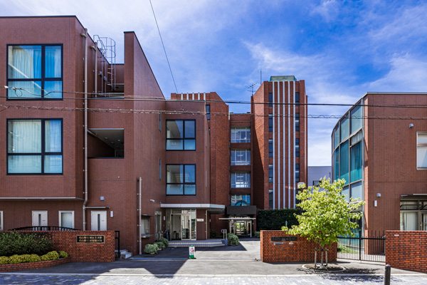 私立 名古屋柳城女子大学・短期大学