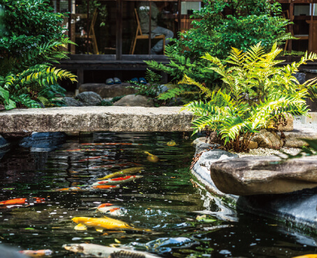 炭焼うな富士白壁別邸