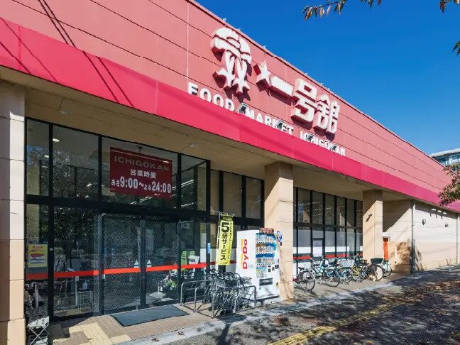 一号舘  四日市店