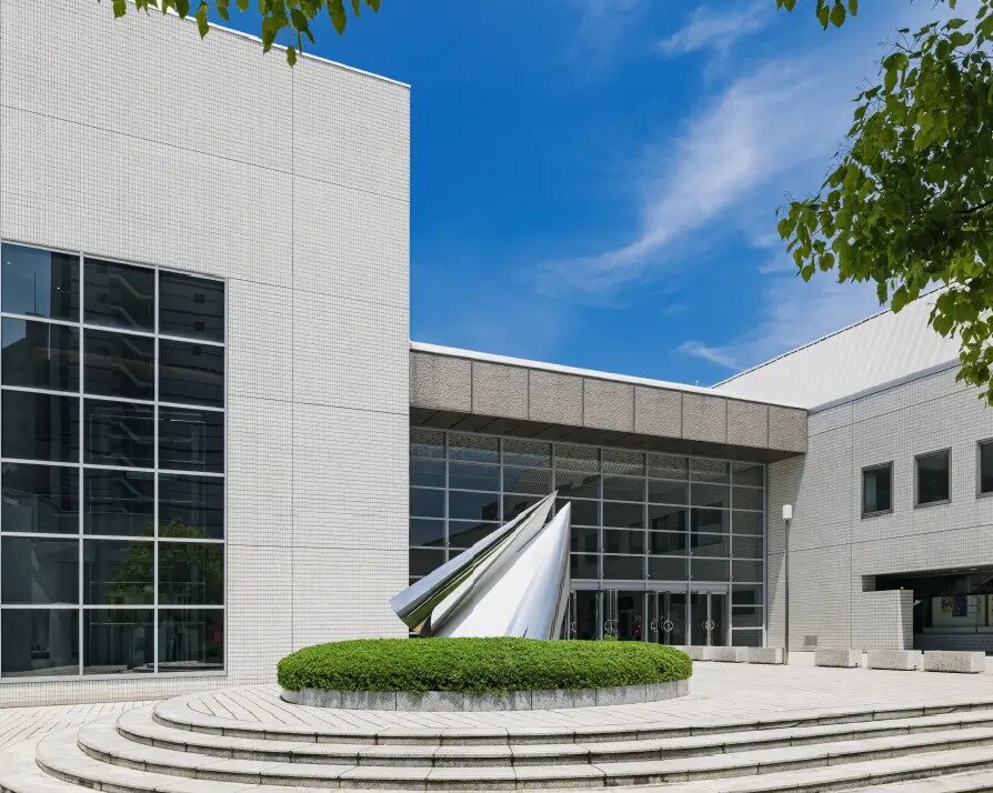 四日市市文化会館