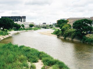 那珂川河畔エリア