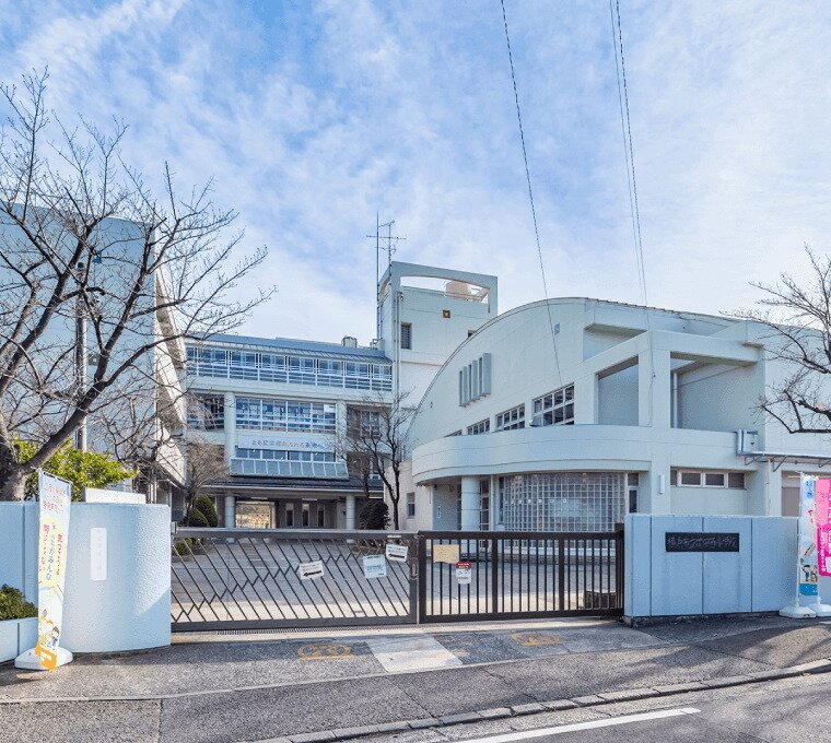 市立荏田西小学校