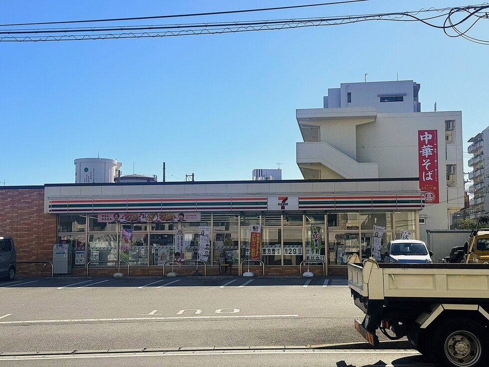セブンイレブン琉球大学東口店