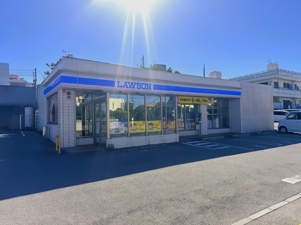 ローソン中城南上原店