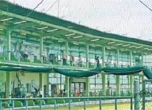 与野ロイヤルゴルフセンター