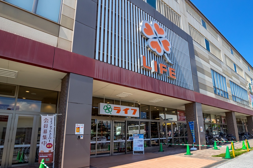 ライフ二条駅前店