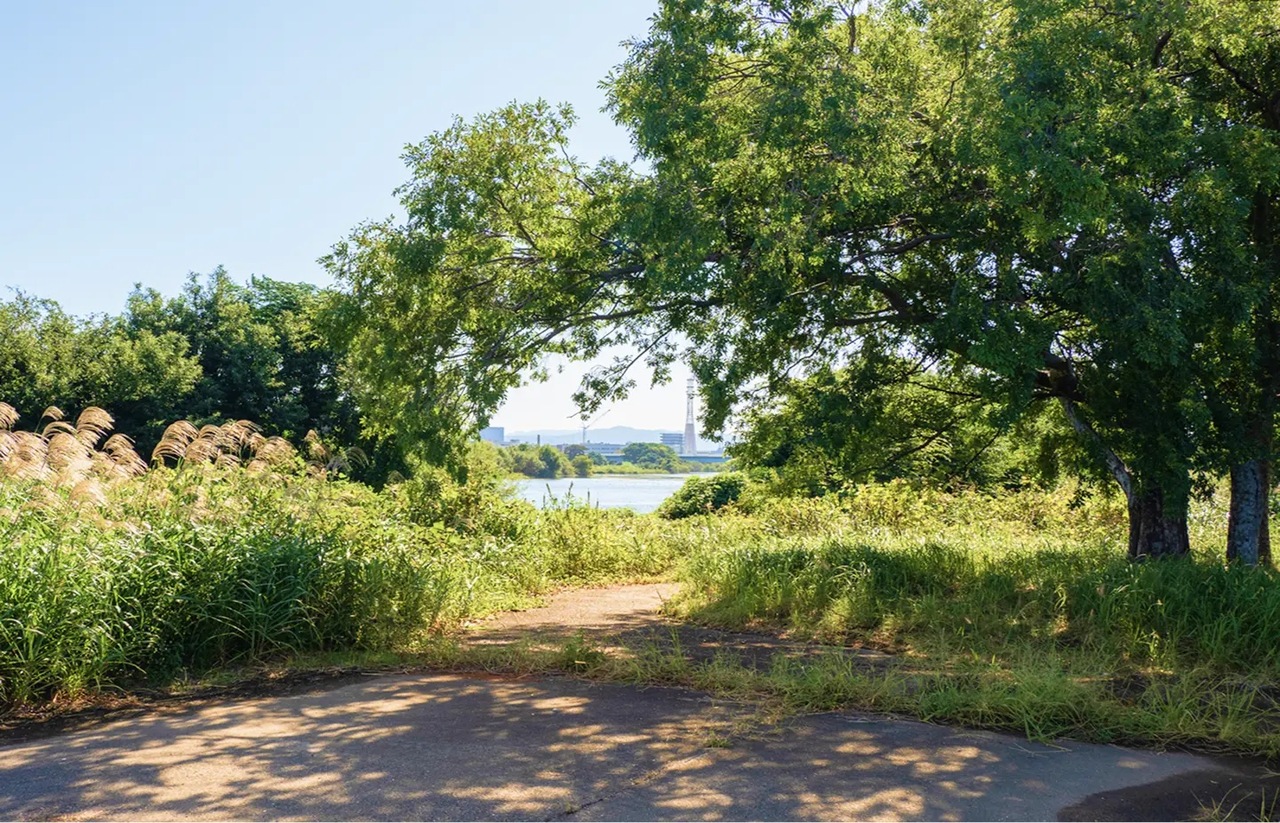 久世橋西詰公園