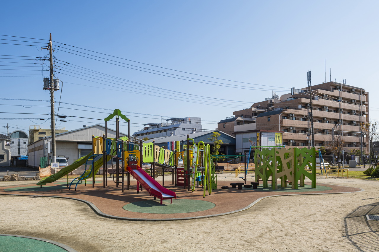 東新小岩二丁目かがやき公園