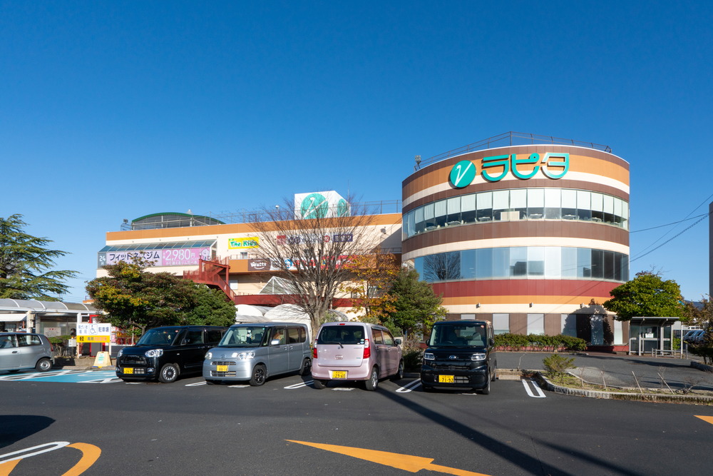 ラピタ本店
